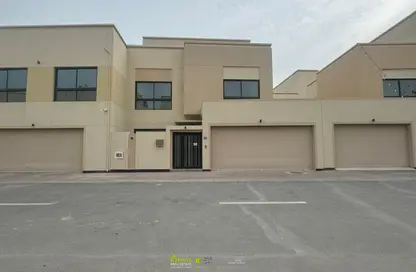 فيلا - 4 غرف نوم - 4 حمامات للبيع في جد الحاج - المحافظة الشمالية