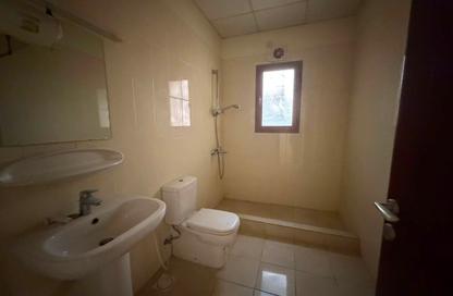 Apartment - 2 Bedrooms - 1 Bathroom for rent in Hidd - Muharraq Governorate