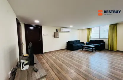 Apartment - 2 Bedrooms - 2 Bathrooms for rent in Al Juffair - Capital Governorate