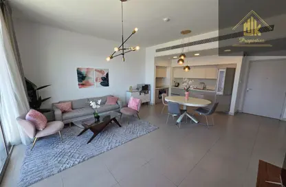 Apartment - 2 Bedrooms - 2 Bathrooms for rent in Marassi Shores Residences - Diyar Al Muharraq - Muharraq Governorate