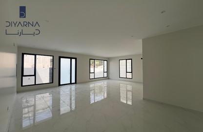 Villa - 5 Bedrooms - 6 Bathrooms for sale in Galali - Muharraq Governorate