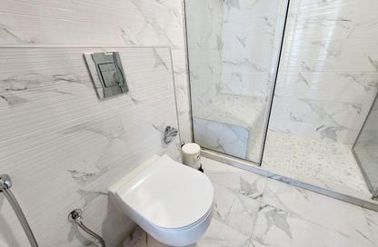 Apartment - 3 Bedrooms - 4 Bathrooms for rent in Sanabis - Manama - Capital Governorate