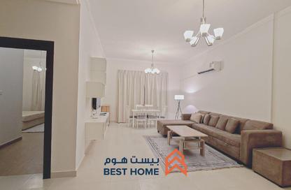 Apartment - 2 Bedrooms - 2 Bathrooms for sale in Saar - Northern Governorate