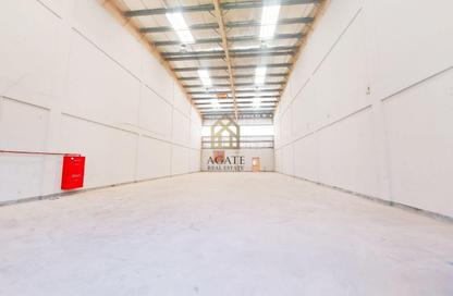 Warehouse - Studio - 1 Bathroom for rent in Sitra - Central Governorate