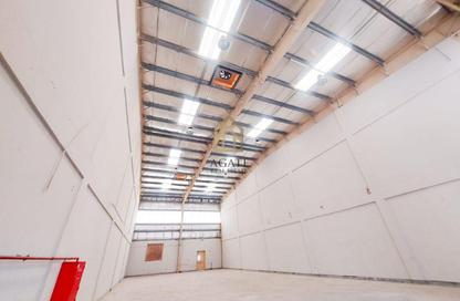 Warehouse - Studio - 1 Bathroom for rent in Sitra - Central Governorate