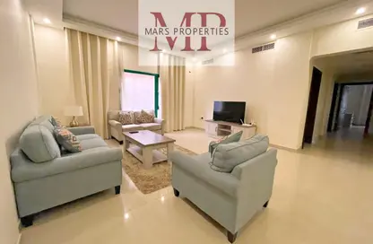 Apartment - 2 Bedrooms - 2 Bathrooms for rent in Al Juffair - Capital Governorate