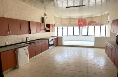 Villa - 4 Bedrooms - 5 Bathrooms for rent in Saar - Northern Governorate