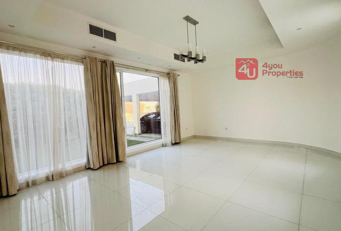 995371 - Property Image 2