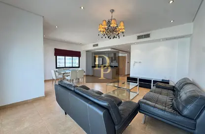 Apartment - 2 Bedrooms - 4 Bathrooms for rent in Janabiya - Northern Governorate