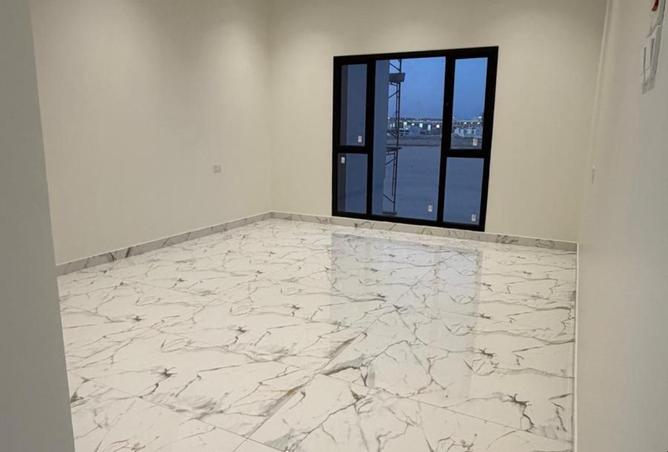 53523227 - Property Image 3