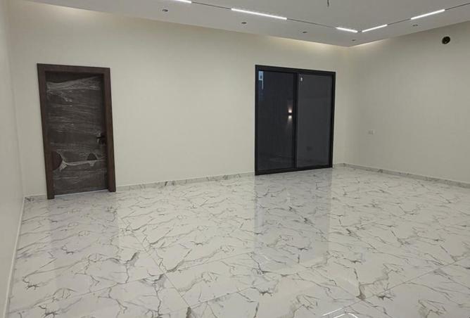 53523227 - Property Image 2