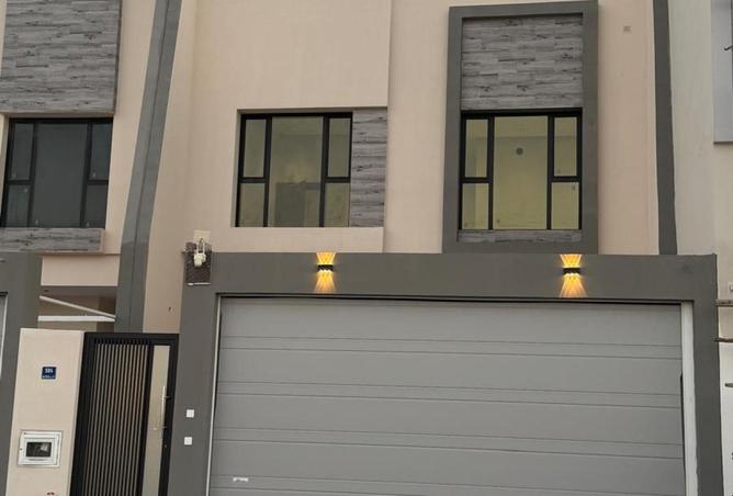 53523227 - Property Main Image