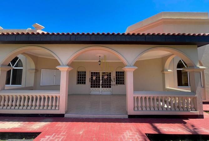 52382643 - Property Image 2