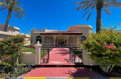 Compound - 4 Bedrooms - 4 Bathrooms for rent in Saar - Northern Governorate