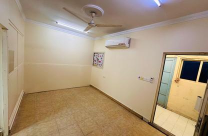 Apartment - 1 Bedroom - 1 Bathroom for rent in Hamad Town - Northern Governorate Apartment - 1 Bedroom - 1 Bathroom for rent in Hamad Town - Northern Governorate