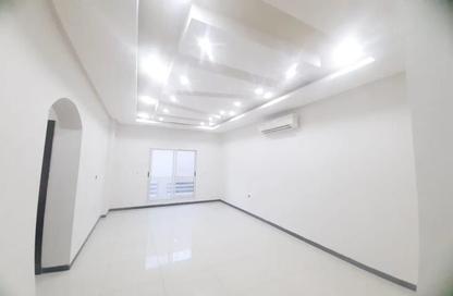 Apartment - 2 Bedrooms - 2 Bathrooms for rent in Hidd - Muharraq Governorate