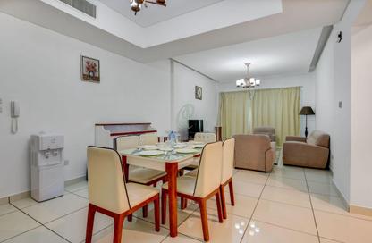 Apartment - 2 Bedrooms - 3 Bathrooms for rent in Busaiteen - Muharraq Governorate