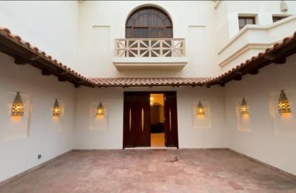 Villa - 4 Bedrooms - 7+ Bathrooms for rent in Janabiya - Northern Governorate