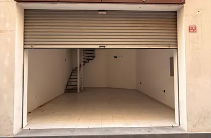 Shop - Studio - 1 Bathroom for rent in Manama Souq - Manama - Capital Governorate