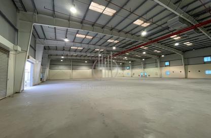 Warehouse - Studio - 1 Bathroom for rent in Hidd - Muharraq Governorate