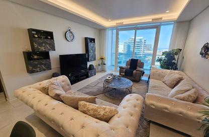 Apartment - 2 Bedrooms - 3 Bathrooms for rent in Canal View - Dilmunia Island - Muharraq Governorate