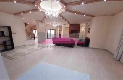 Villa - 4 Bedrooms - 4 Bathrooms for rent in Busaiteen - Muharraq Governorate