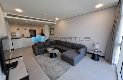 Apartment - 2 Bedrooms - 3 Bathrooms for rent in Reef Island - Capital Governorate