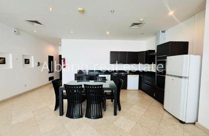 Apartment - 2 Bedrooms - 3 Bathrooms for sale in Al Juffair - Capital Governorate