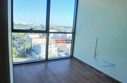 Office Space - Studio - 1 Bathroom for rent in Al Burhama - Manama - Capital Governorate