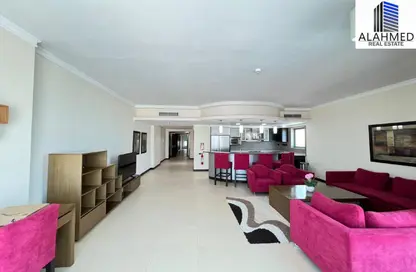 شقة - 3 غرف نوم - 3 حمامات للايجار في الجفير - محافظة العاصمة