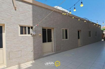 Villa - 4 Bedrooms - 5 Bathrooms for sale in Sanad - Central Governorate