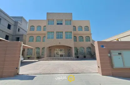 فيلا - 4 غرف نوم - 5 حمامات للبيع في سند - المحافظة الوسطى