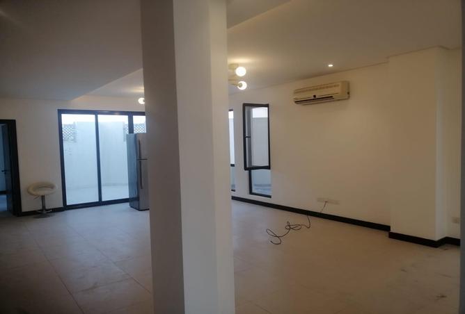 992920 - Property Image 2