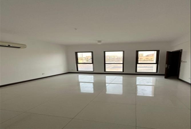 992920 - Property Image 3