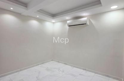 Apartment - Studio - 1 for rent in Gufool - Manama - Capital Governorate