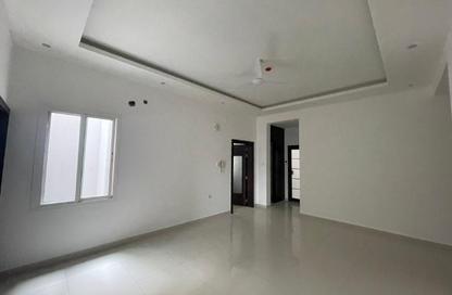 Apartment - 2 Bedrooms - 2 Bathrooms for rent in Jid Ali - Central Governorate