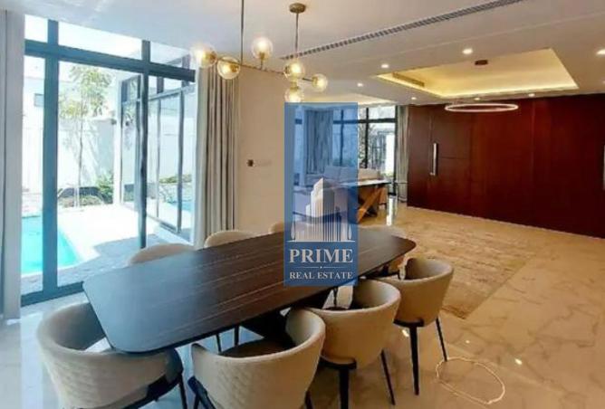 985576 - Property Image 2