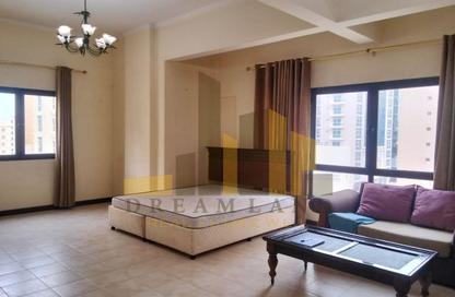 Apartment - Studio - 1 Bathroom for rent in Busaiteen - Muharraq Governorate