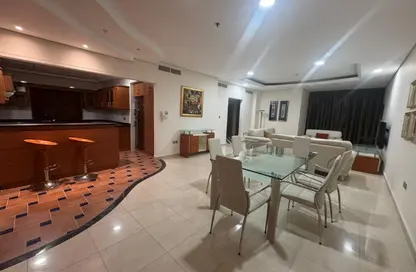 Apartment - 2 Bedrooms - 3 Bathrooms for rent in Al Juffair - Capital Governorate