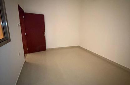 Apartment - 2 Bedrooms - 2 Bathrooms for rent in Diraz - Northern Governorate