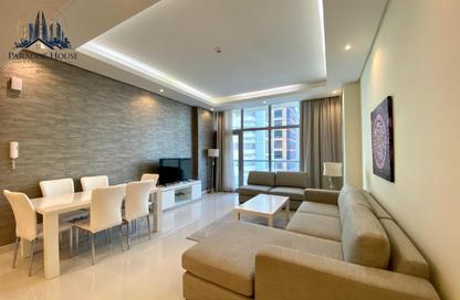 Apartment - 2 - 2 for rent in Al Juffair - Capital Governorate