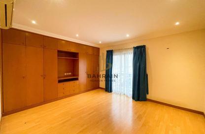 Apartment - 3 Bedrooms - 3 Bathrooms for rent in Um Al Hasam - Manama - Capital Governorate