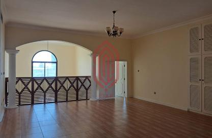 Office Space - 5 Bedrooms - 5 Bathrooms for rent in Al Burhama - Manama - Capital Governorate