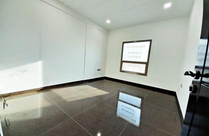 Office Space - Studio - 1 Bathroom for rent in Seef - Capital Governorate