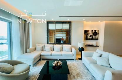 Apartment - 3 Bedrooms - 4 Bathrooms for rent in Reef Island - Capital Governorate