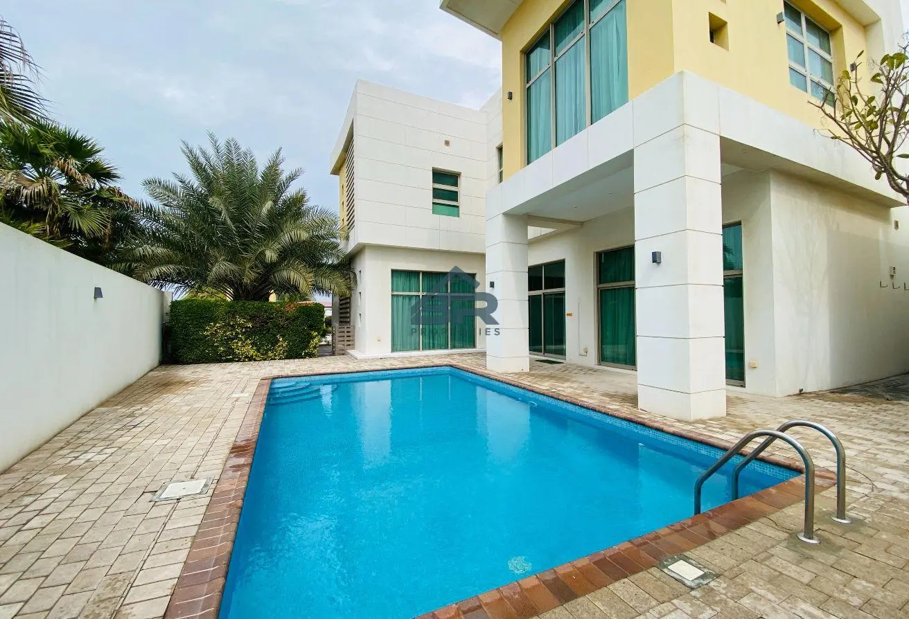 53322745 - Property Main Image