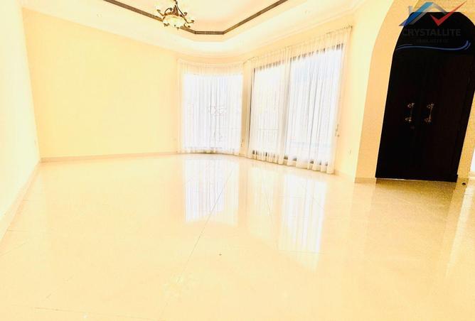 53215139 - Property Image 2