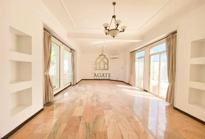 56796827 - Property Image 2