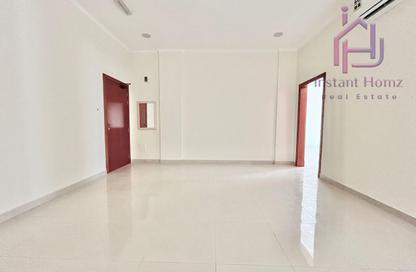 Office Space - 2 Bedrooms - 2 Bathrooms for rent in Seef - Capital Governorate