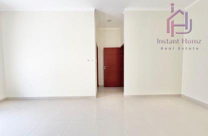 Office Space - 2 Bedrooms - 2 Bathrooms for rent in Seef - Capital Governorate